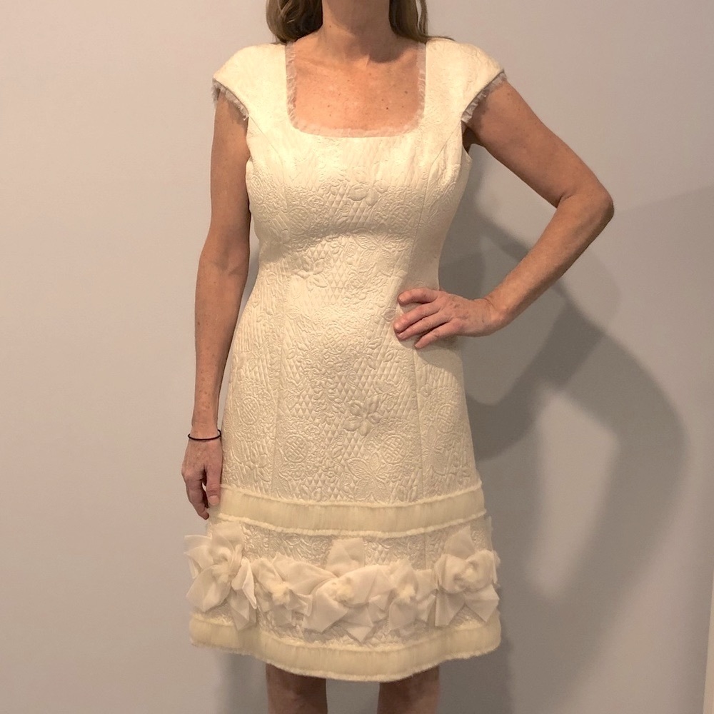 Badgley Mischka Cream Cap Sleeve Brocade Dress